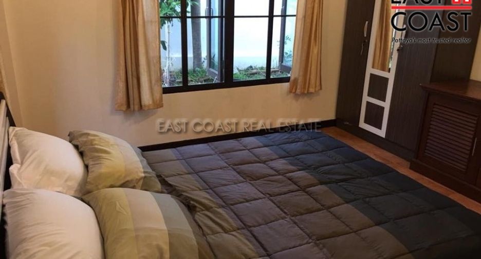 For sale and for rent 4 bedrooms house in Sattahip, Chonburi