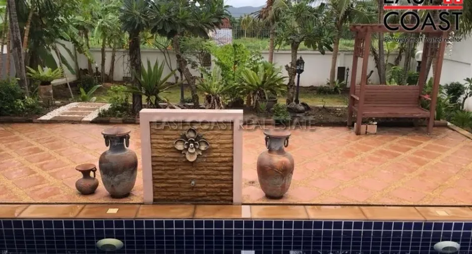Casa en alquiler y en venta de 4 habitaciones en Bang Saray, Pattaya