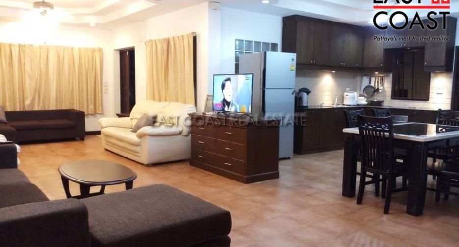 For sale and for rent 4 bedrooms house in Sattahip, Chonburi