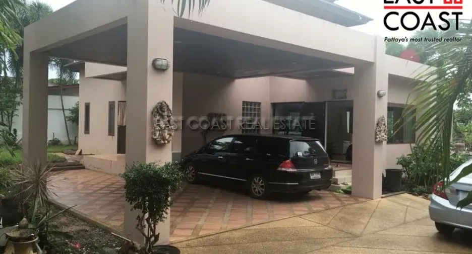 Casa en alquiler y en venta de 4 habitaciones en Bang Saray, Pattaya