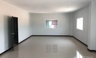 Almacén en alquiler y en venta en Bang Len, Nakhon Pathom