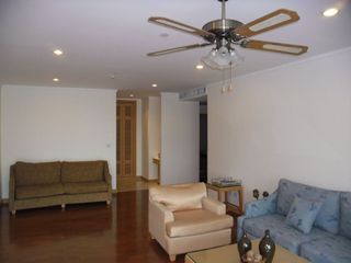 For rent 3 bed apartment in Khlong Toei, Bangkok