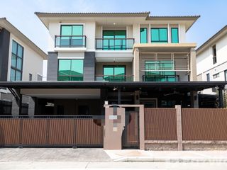 For sale 6 Beds house in Don Mueang, Bangkok
