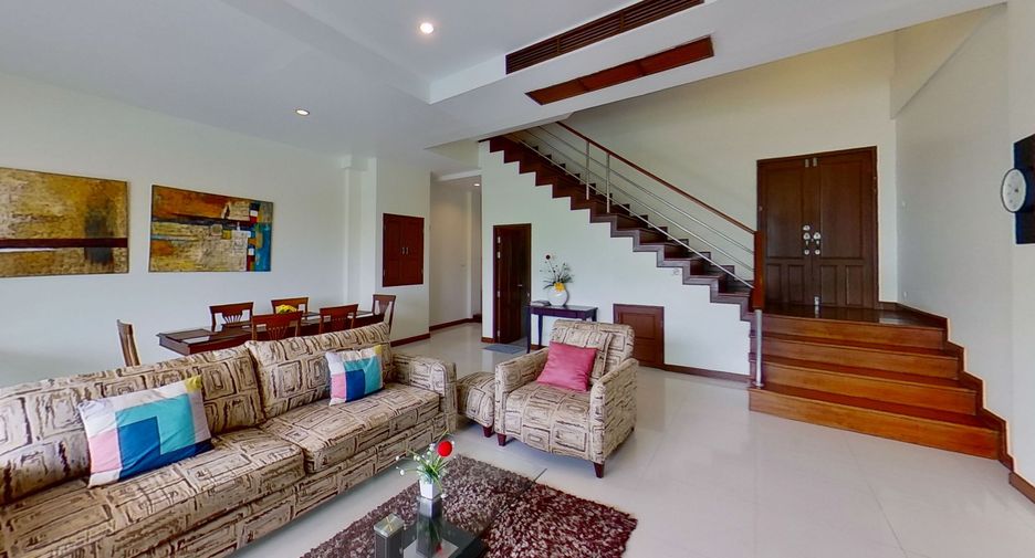 For rent 4 bed townhouse in Mueang Phuket, Phuket