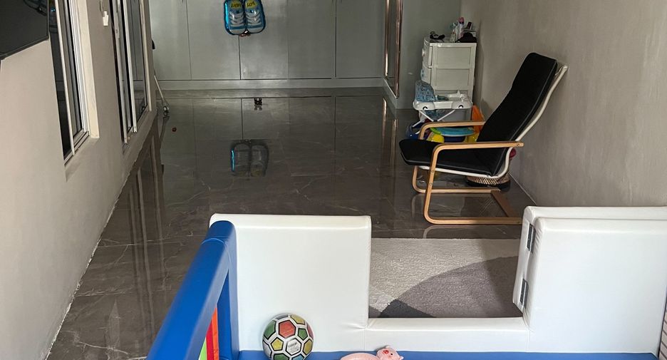 For sale 3 Beds house in Suan Luang, Bangkok
