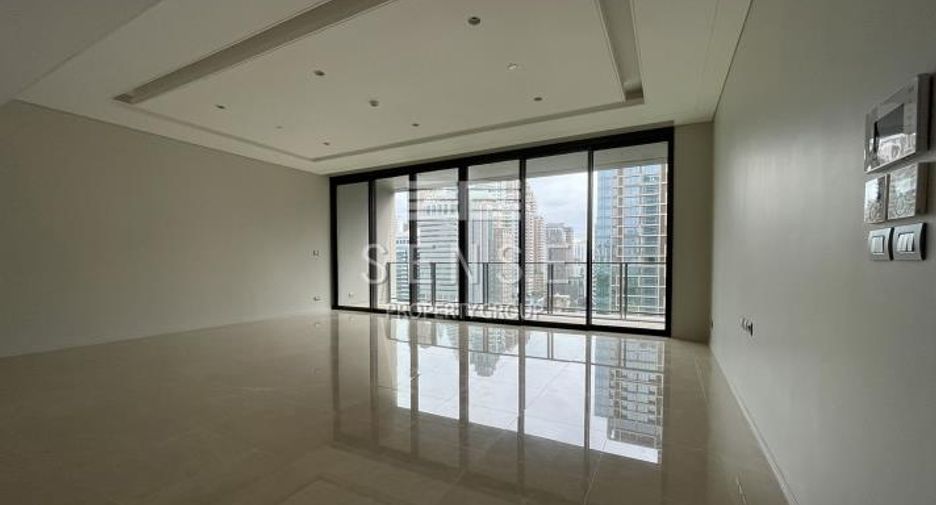 À louer 3 chambres condo à Pathum Wan, Bangkok