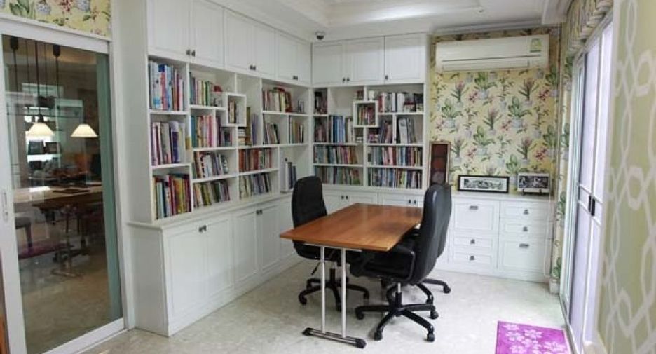 For sale 4 ベッドルーム house in Bang Kruai, Nonthaburi
