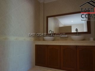 For sale studio house in Bang Lamung, Chonburi