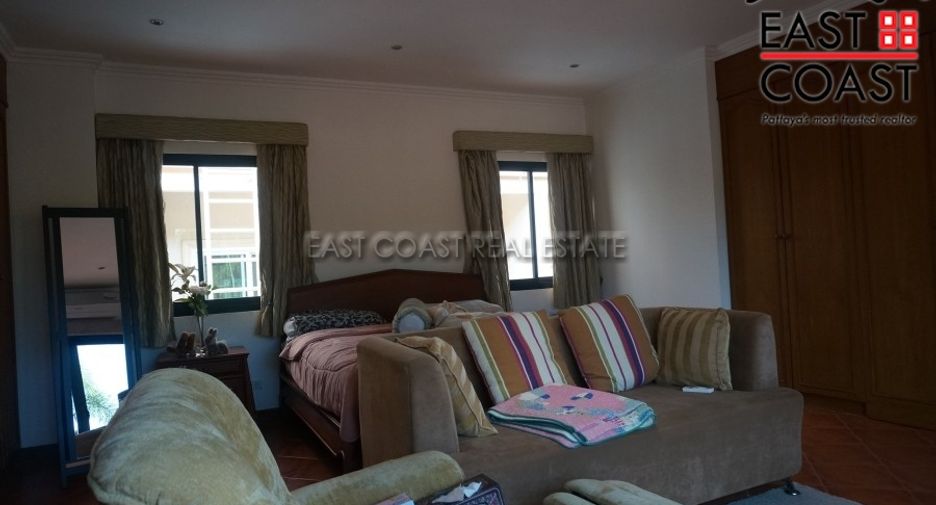 For sale studio house in Bang Lamung, Chonburi