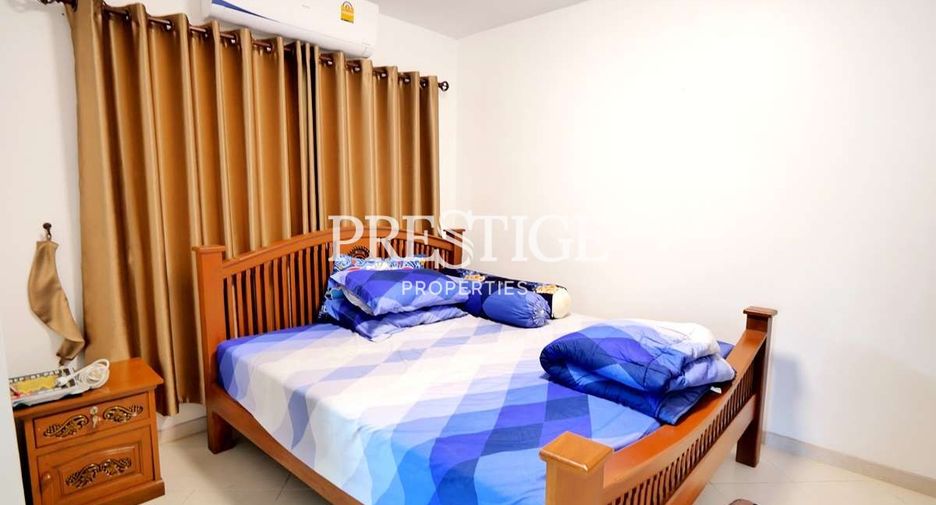For sale 4 bedrooms house in Sattahip, Chonburi