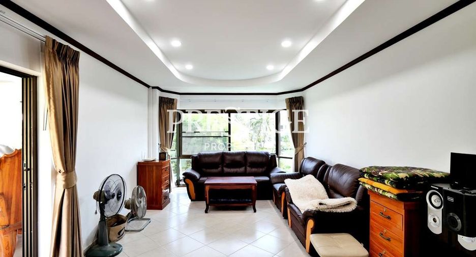 For sale 4 bedrooms house in Sattahip, Chonburi