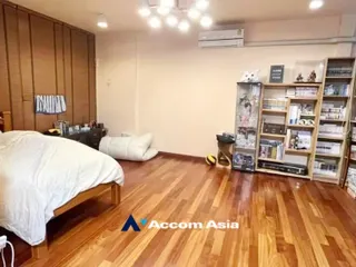 For rent そして for sale 3 Beds house in Pathum Wan, Bangkok
