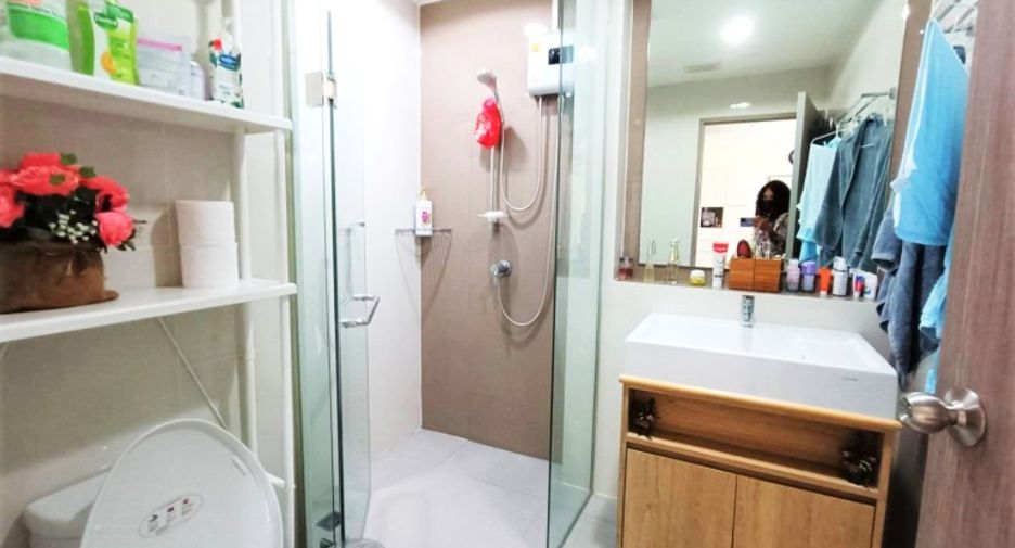 For sale 2 bedrooms condo in South Pattaya, Pattaya