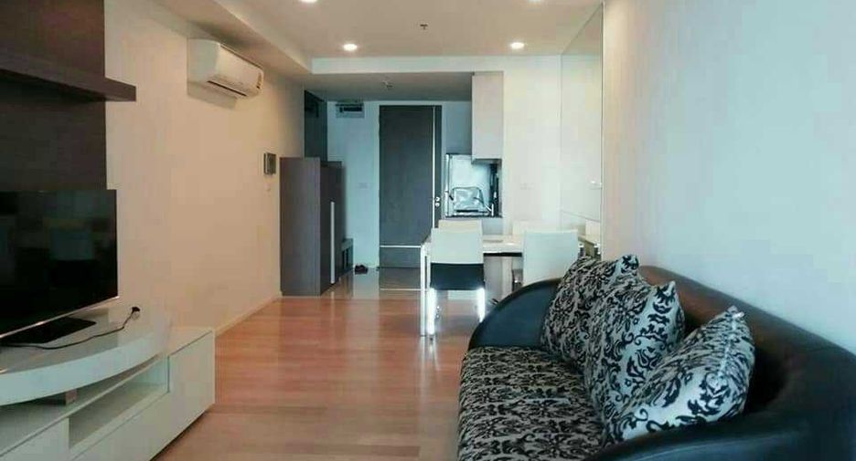 For rent and for sale 1 bed condo in Watthana, Bangkok