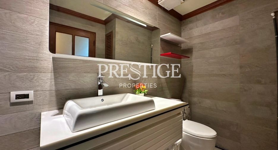 For sale 3 bedrooms condo in Bang Lamung, Chonburi