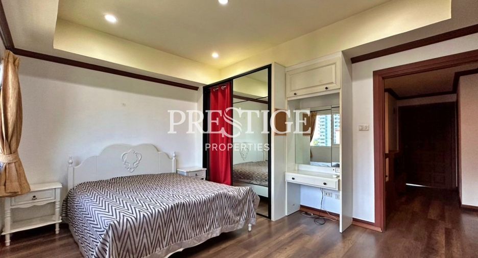 For sale 3 bedrooms condo in Bang Lamung, Chonburi
