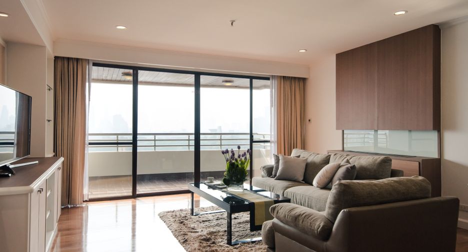 For sale そして for rent 3 Beds apartment in Khlong Toei, Bangkok
