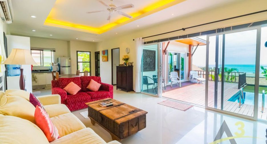 Villa en alquiler y en venta de 4 habitaciones en Mueang Phuket, Phuket