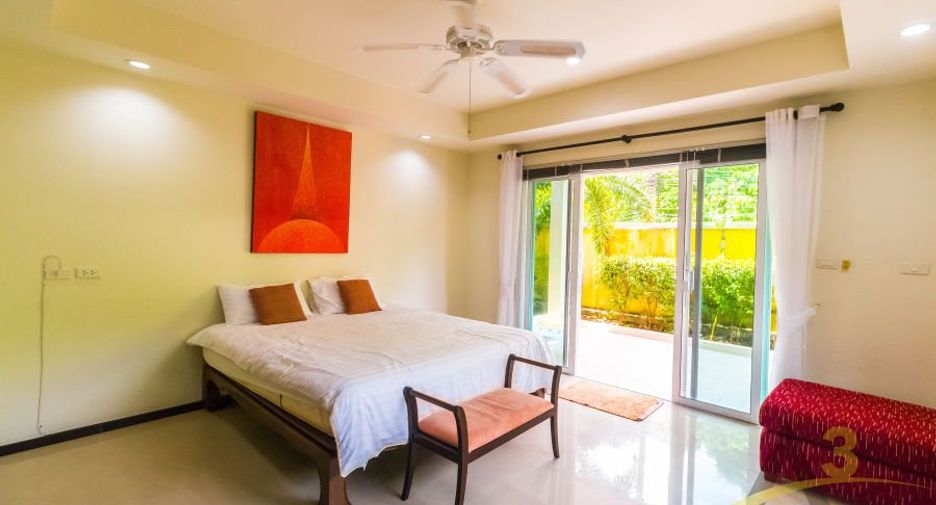 Villa en alquiler y en venta de 4 habitaciones en Mueang Phuket, Phuket