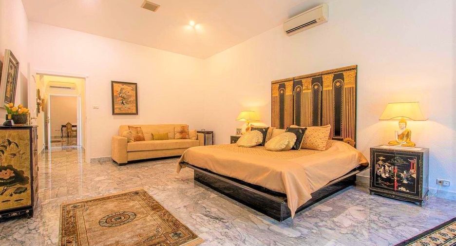 For sale 5 bed villa in Central Pattaya, Pattaya