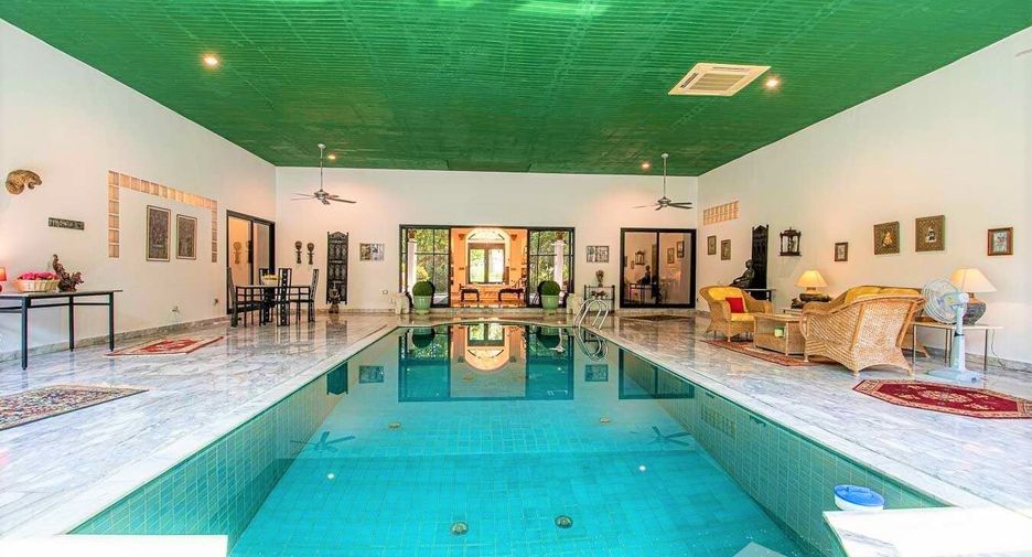 For sale 5 bed villa in Central Pattaya, Pattaya