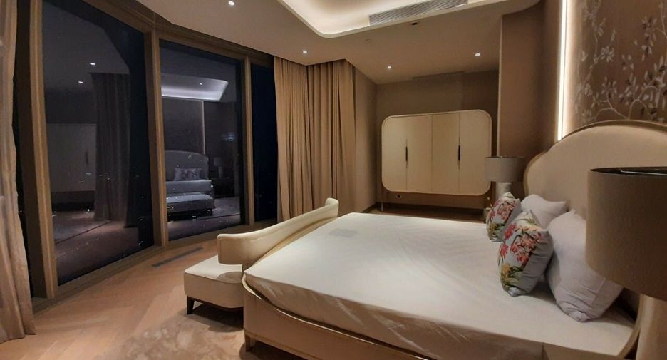 For sale 6 bed condo in Khlong San, Bangkok