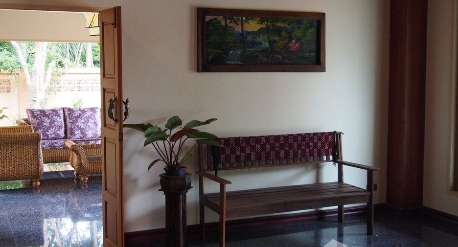 For rent 5 bed villa in Pran Buri, Prachuap Khiri Khan