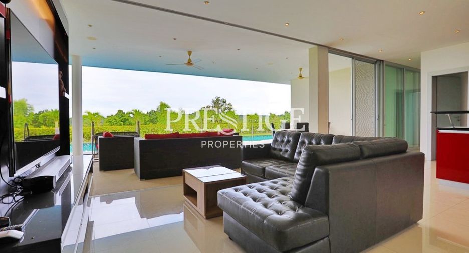 For sale and for rent 5 bedrooms house in Sattahip, Chonburi