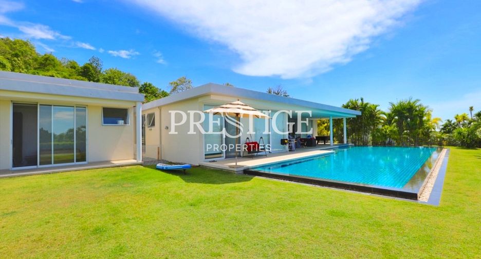 For sale 5 Beds house in Bang Saray, Pattaya