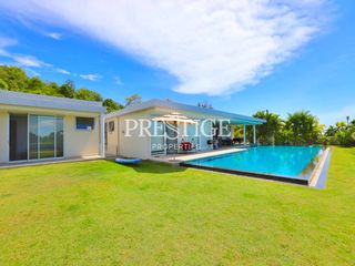For sale 5 bed house in Sattahip, Chonburi