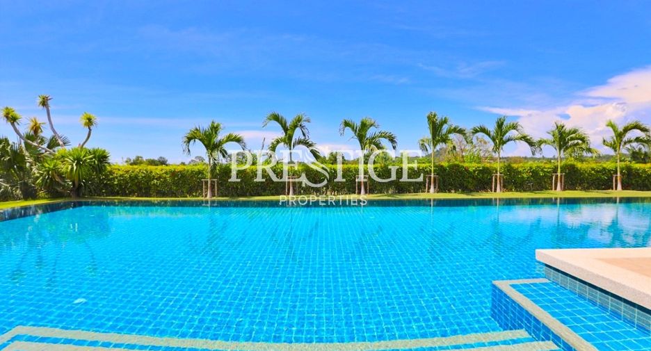 For sale and for rent 5 bedrooms house in Sattahip, Chonburi
