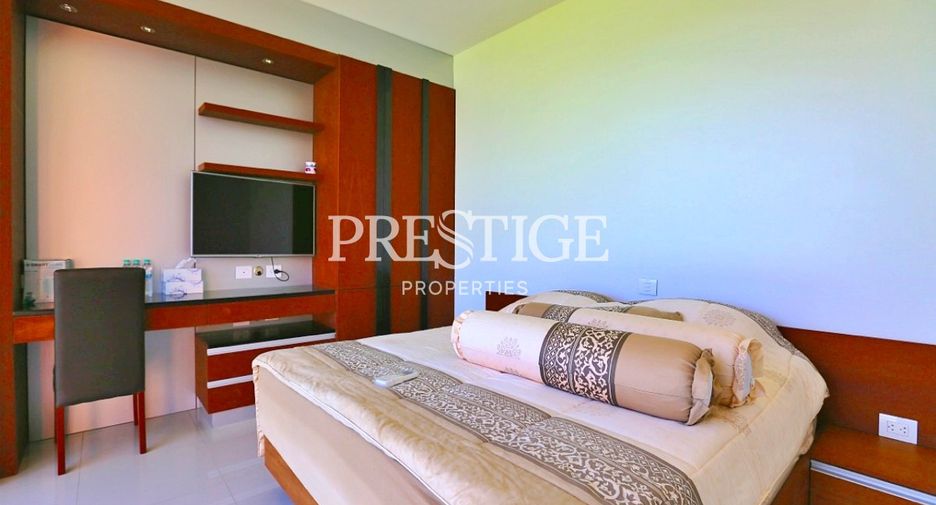 For sale and for rent 5 bedrooms house in Sattahip, Chonburi