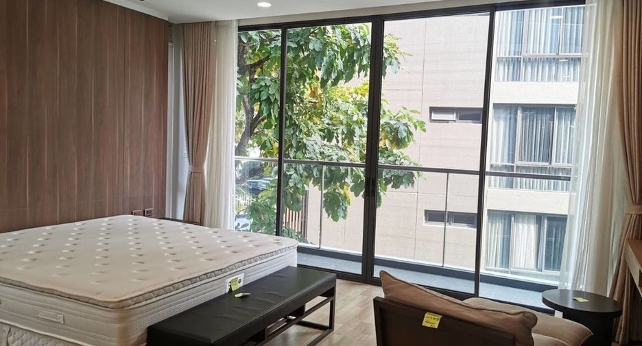 For rent and for sale 4 bedrooms condo in Suan Luang, Bangkok