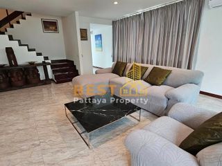For rent 4 bed townhouse in Jomtien, Pattaya