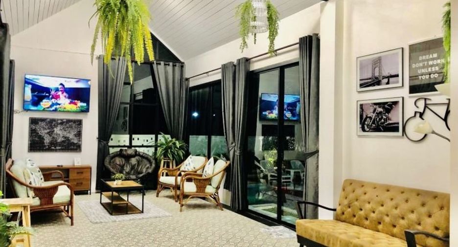 Casa en alquiler y en venta de 4 habitaciones en Bang Lamung, Chonburi