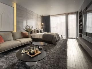 For sale 4 Beds house in Phaya Thai, Bangkok