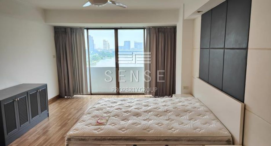 For rent 3 ベッドルーム condo in Khlong Toei, Bangkok