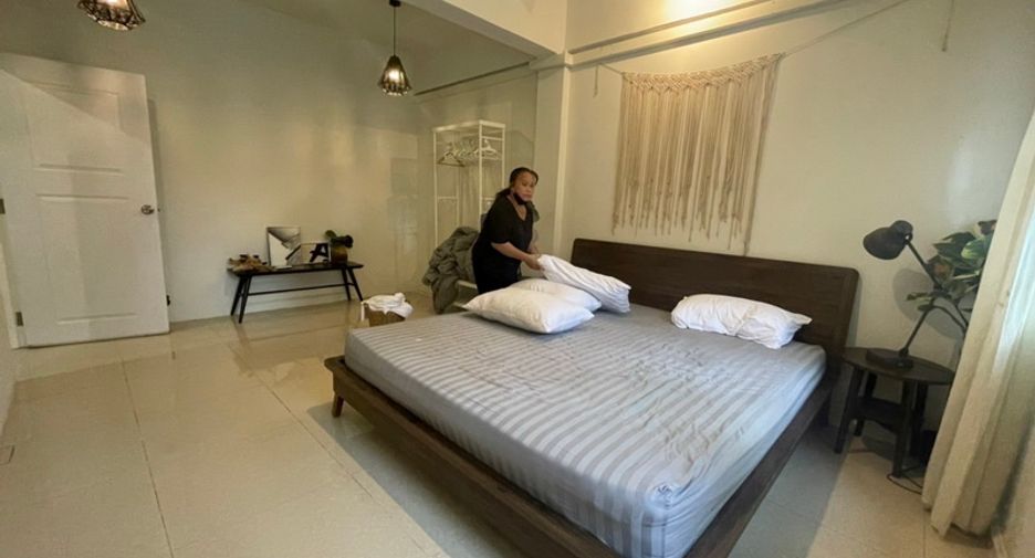For rent 10 bed office in Khlong Toei, Bangkok
