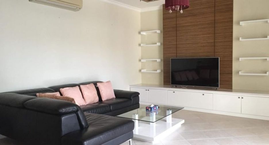 For rent and for sale 3 bed house in Bang Lamung, Chonburi
