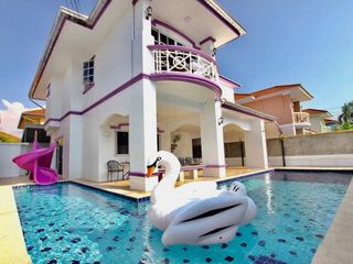 For rent and for sale 6 bed house in Bang Lamung, Chonburi