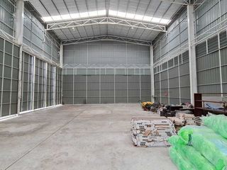 For rent warehouse in Mueang Nonthaburi, Nonthaburi