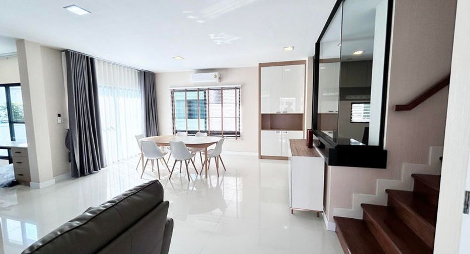 For sale そして for rent 4 Beds house in Prawet, Bangkok