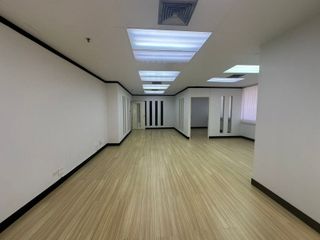 For rent 1 Beds office in Yan Nawa, Bangkok