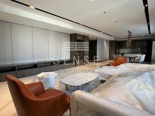 For rent 3 bedrooms condo in Khlong Toei, Bangkok