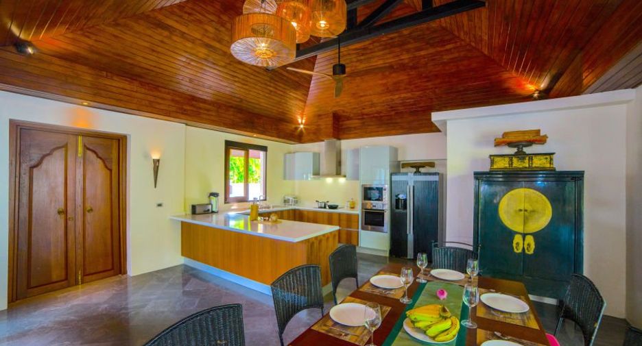 For rent 5 bedrooms villa in Thalang, Phuket