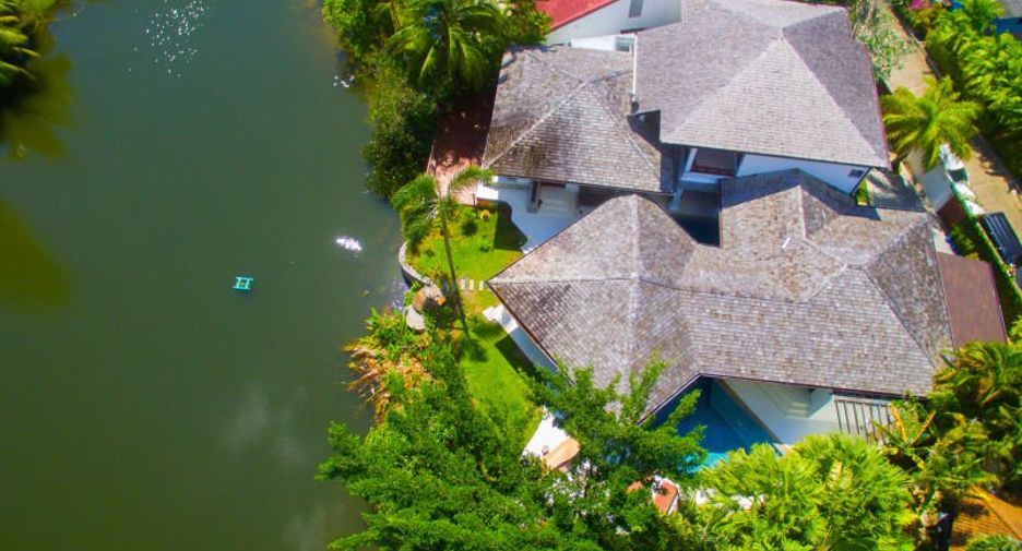 For rent 5 bedrooms villa in Thalang, Phuket