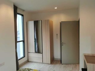 For rent 2 bed condo in Huai Khwang, Bangkok