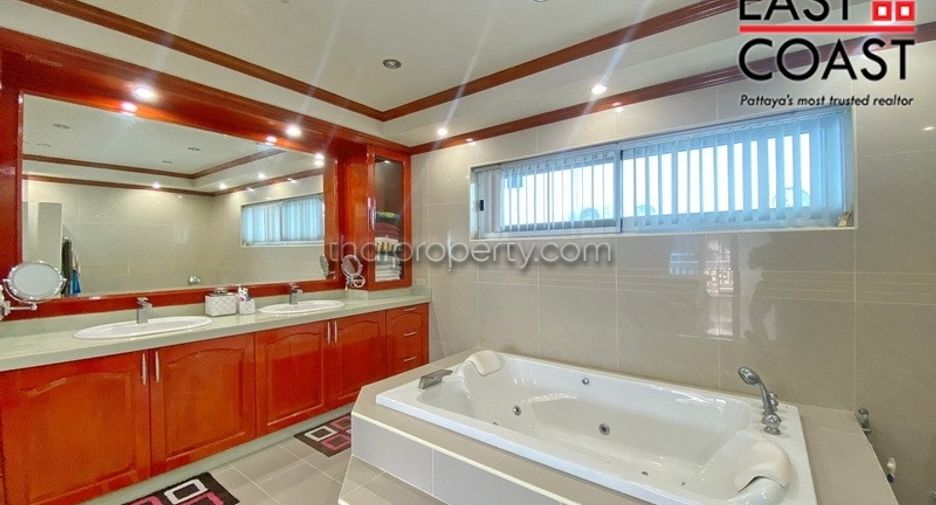 Haus zum Kauf mit 3 Zimmer in Bang Lamung, Chonburi