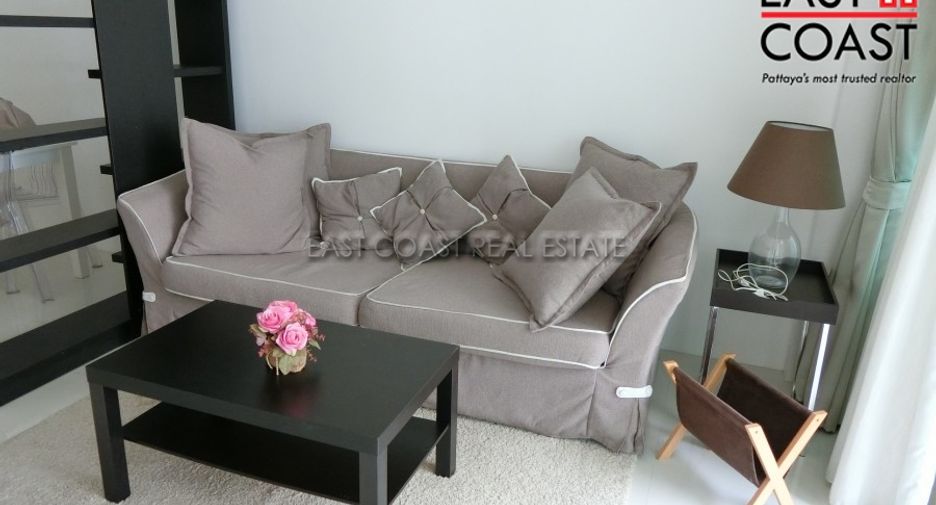 For sale 2 ベッドルーム condo in Bang Lamung, Chonburi