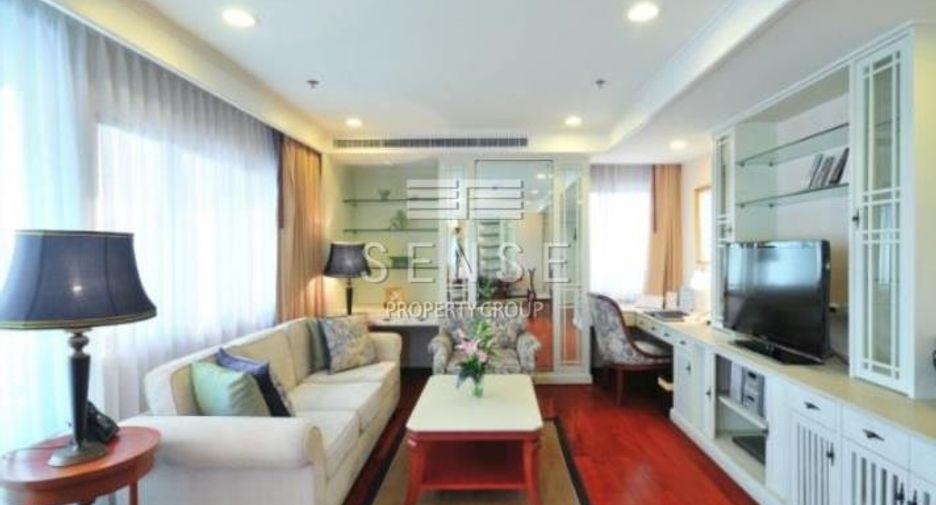 For rent 3 bedrooms condo in Watthana, Bangkok